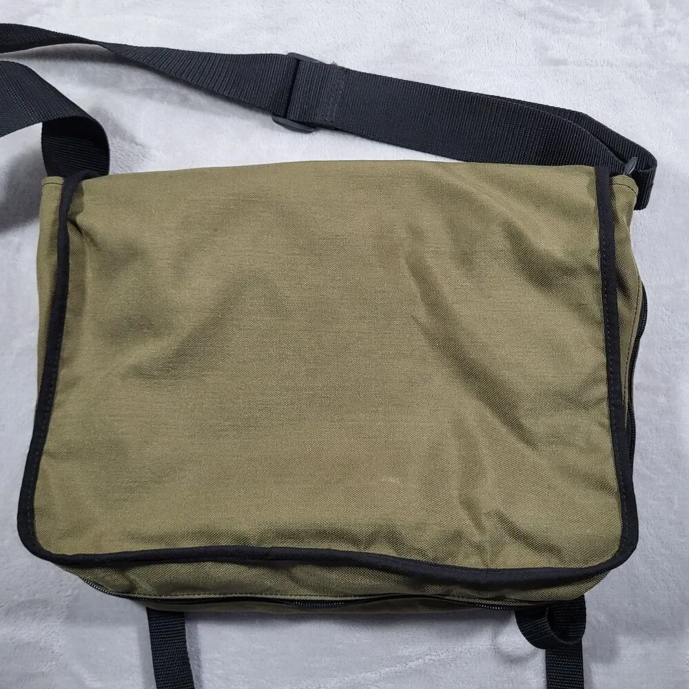 Manhattan Portage NY Messenger Bag Olive Green Cordura Shoulder Crossbody